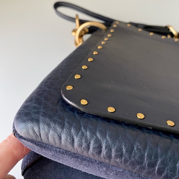 💕 Coach Dreamer Shoulder Bag with Rivets 💕 - Picture 8 of 14